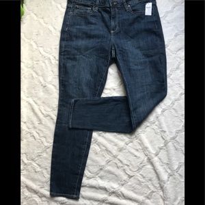 NWT Gap Curvy True skinny medium wash jeans